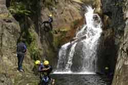 cliff jumping edinburgh