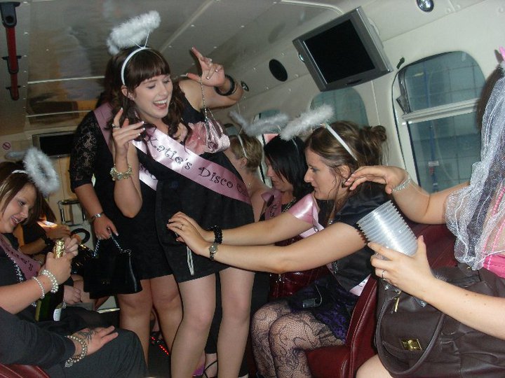 hen party Edinburgh party Bus