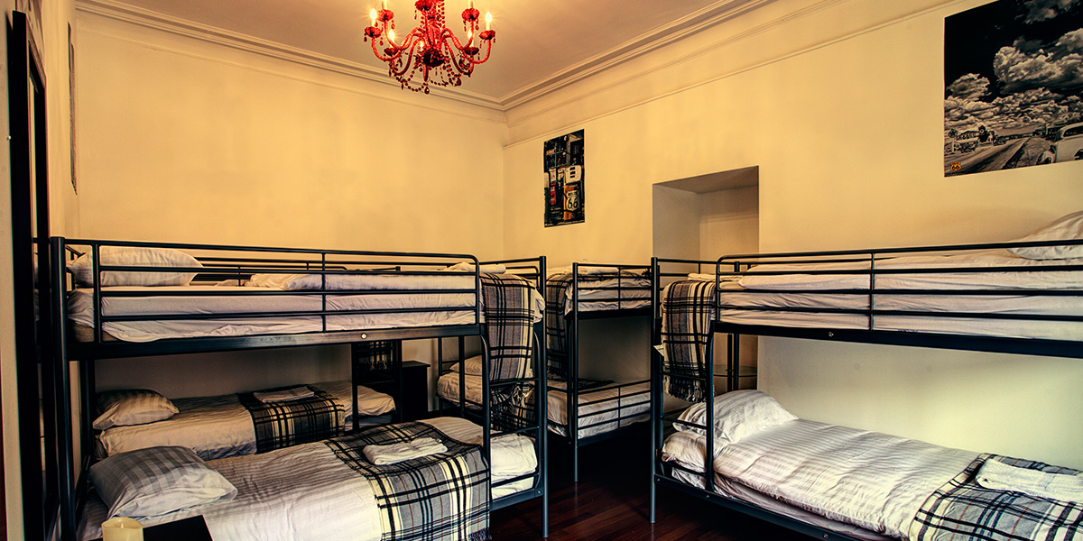 Edinburgh Poker Party Apartment